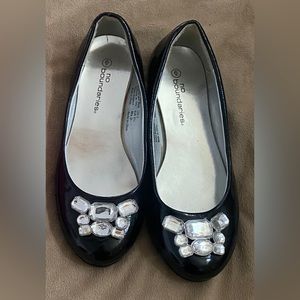 No Boundaries black flat dress shoes with rhinestones, size 6